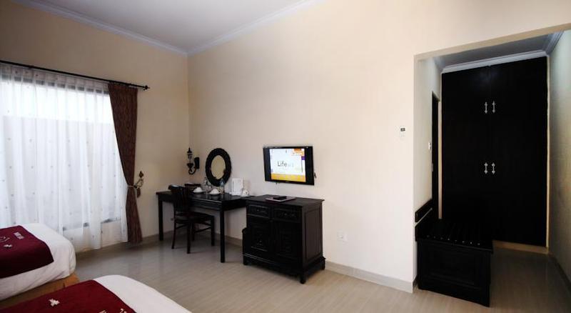 Puri Saron Hotel Baruna Beach Lovina Exteriör bild
