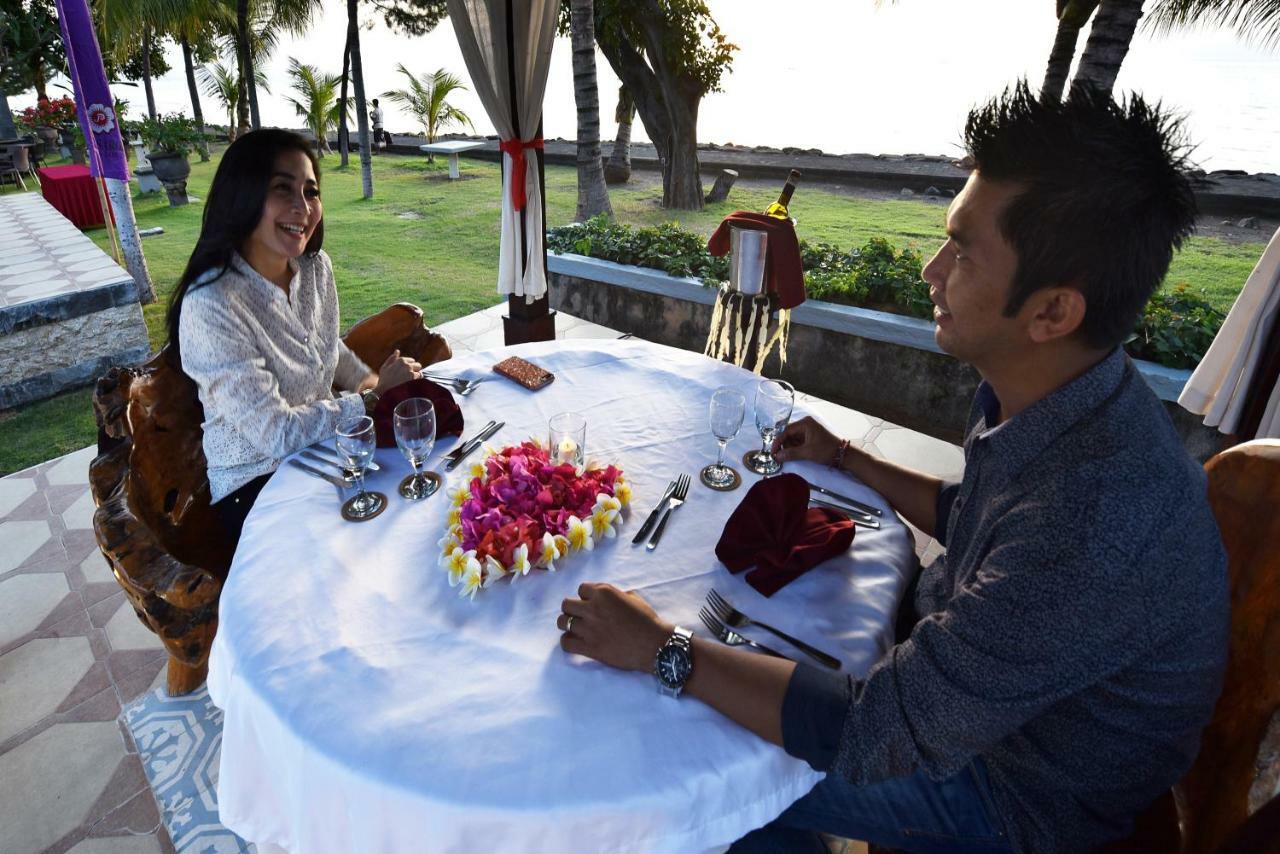 Puri Saron Hotel Baruna Beach Lovina Exteriör bild