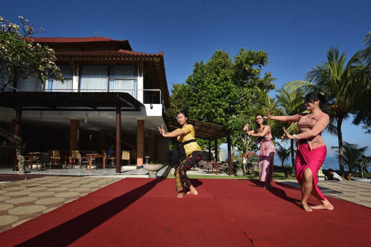 Puri Saron Hotel Baruna Beach Lovina Exteriör bild